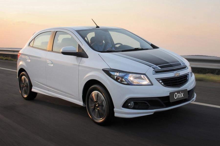  Chevrolet Onix 2012 года  (фото 37 из 113)